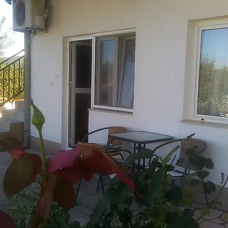 Apartments Nena Lozovac Exterior foto
