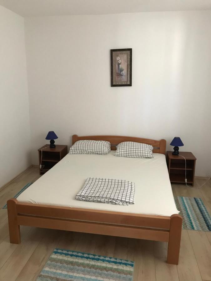 Nena Apartment Lozovac