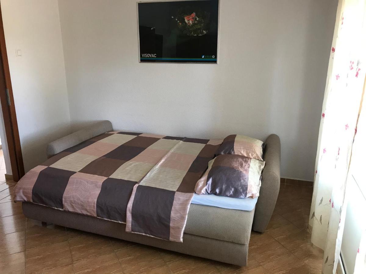 Nena * Lozovac