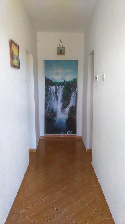 Nena * Lozovac